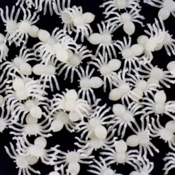 Arañas Fluorescentes para Decorar Halloween 70 ud
