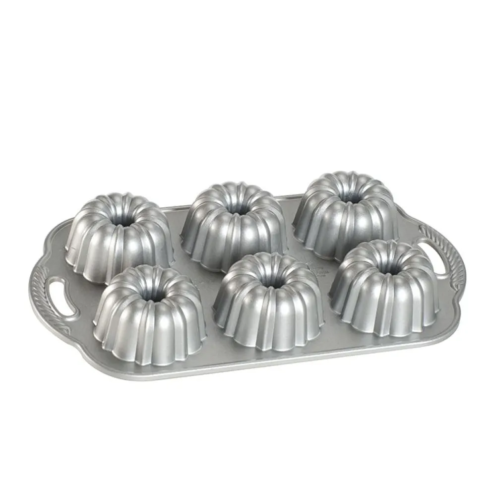 Molde Anniversary Bundtlette Nordic Ware