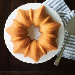Molde Solera Bundt Cake Nordic Ware