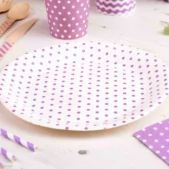 Platos con Lunares lilas